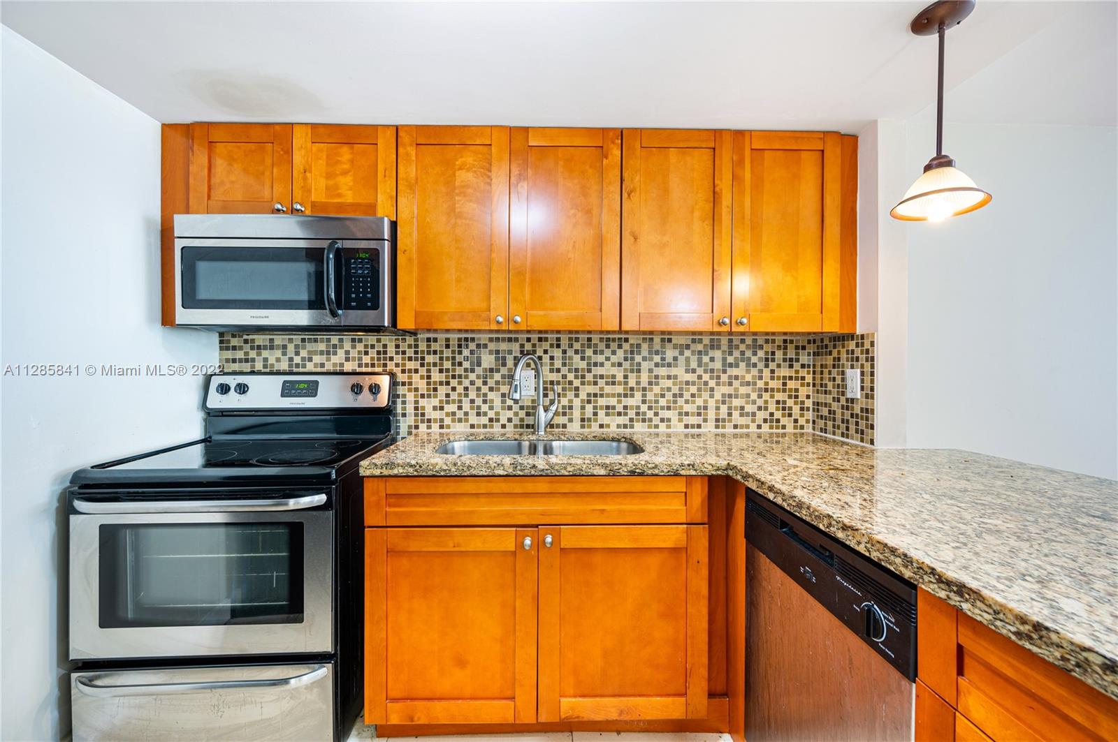601 Three Islands Blvd Unit: 112