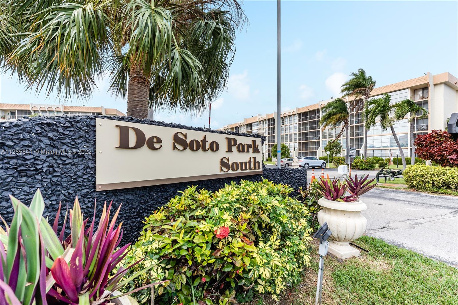 601 Three Islands Blvd Unit: 112