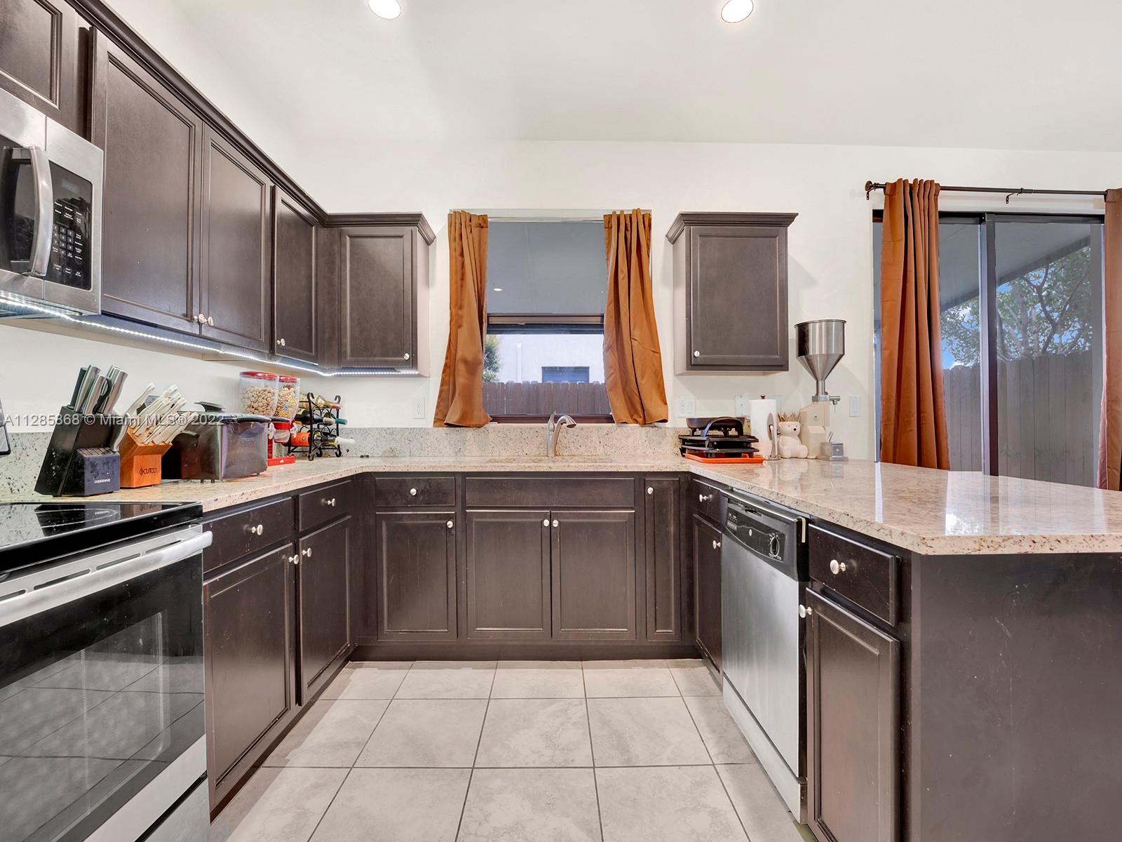 11461 SW 253rd St Unit: 11461
