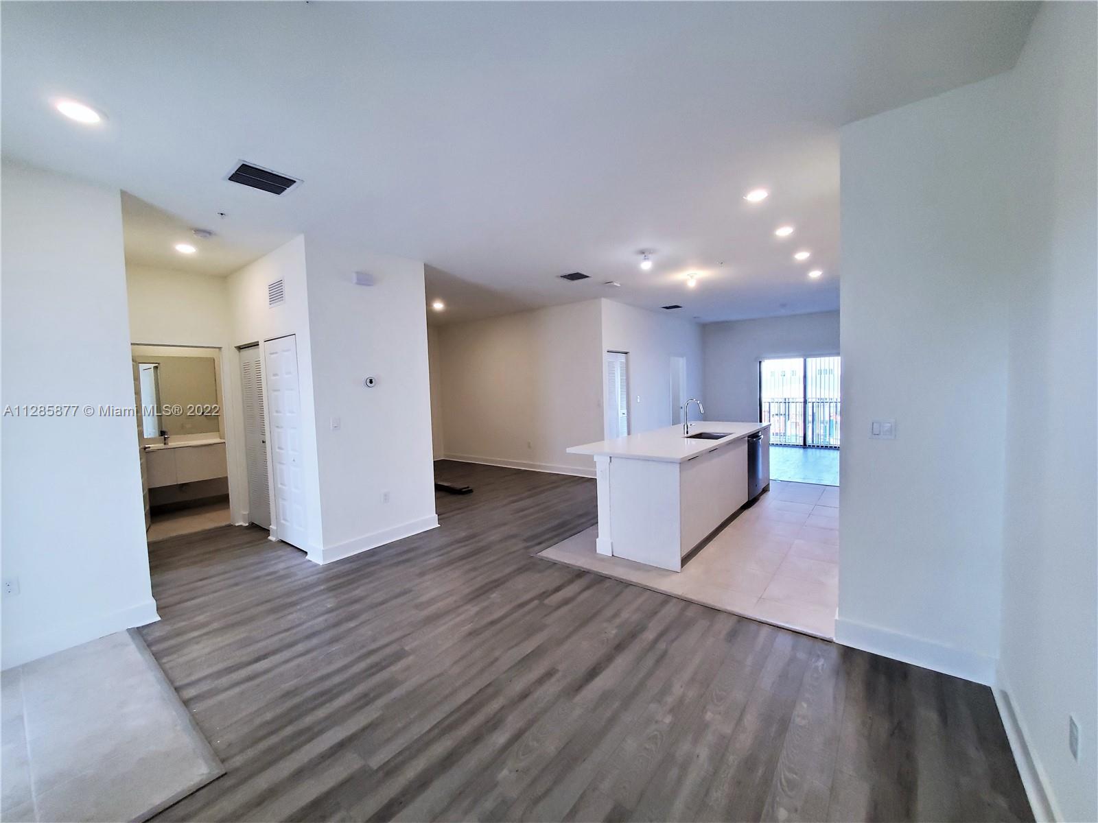 7819 NW 104th Ave Unit: 26