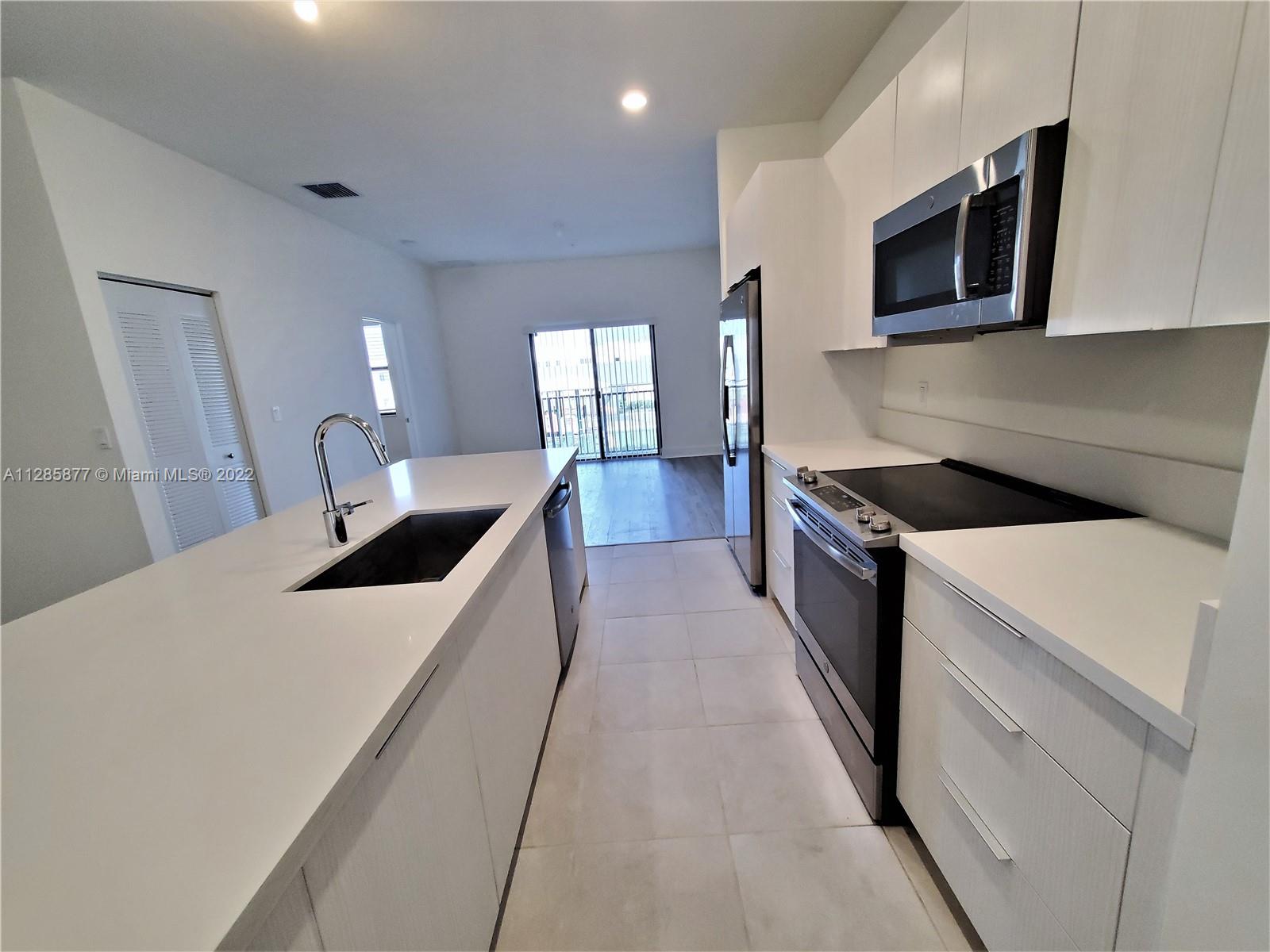 7819 NW 104th Ave Unit: 26