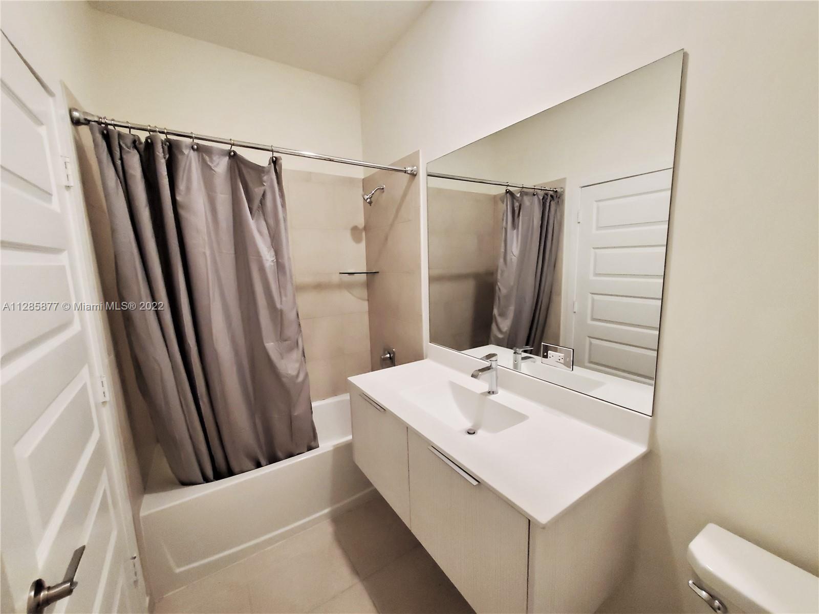 7819 NW 104th Ave Unit: 26