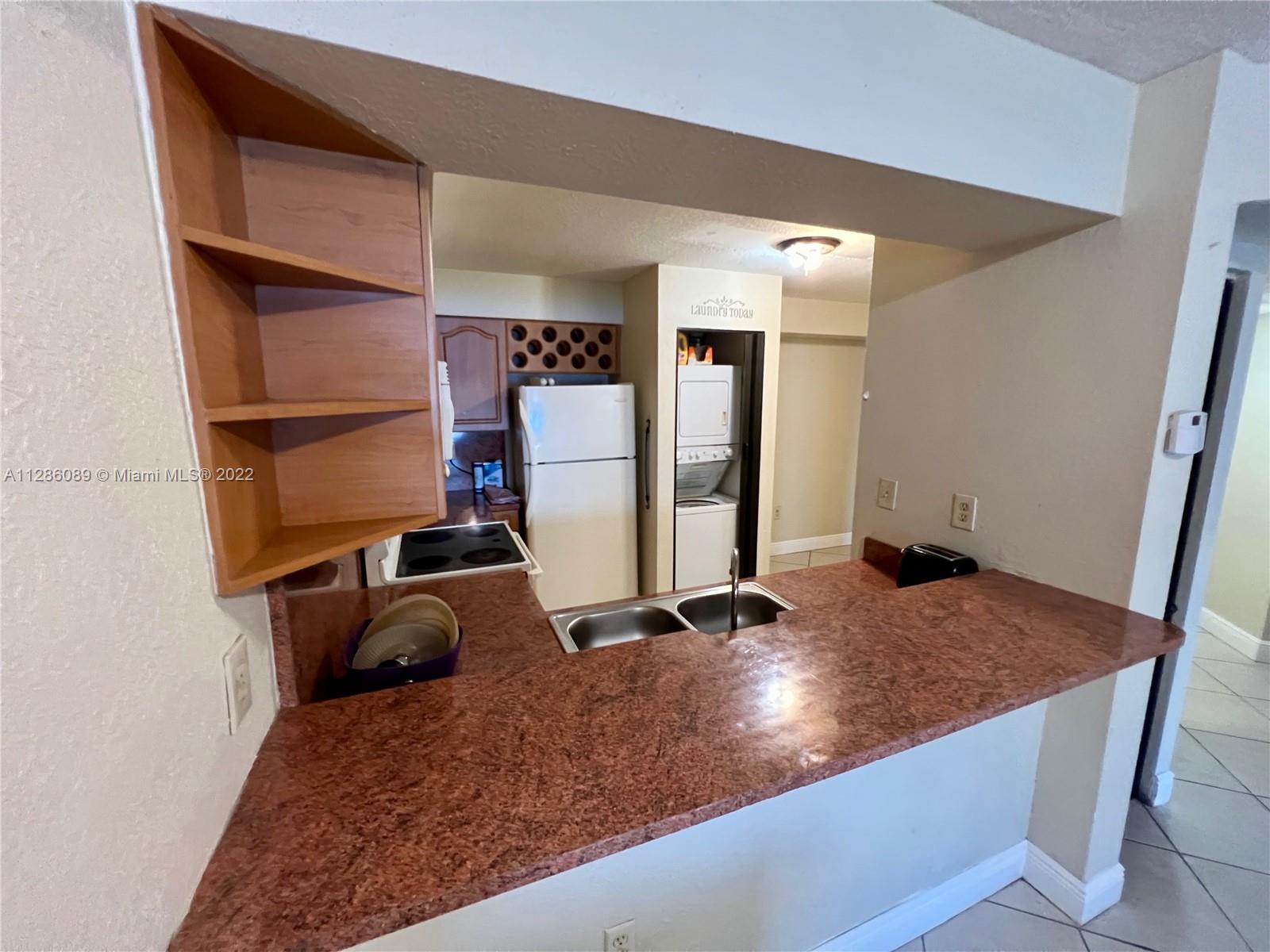 15545 N Miami Lakeway N Unit: 102