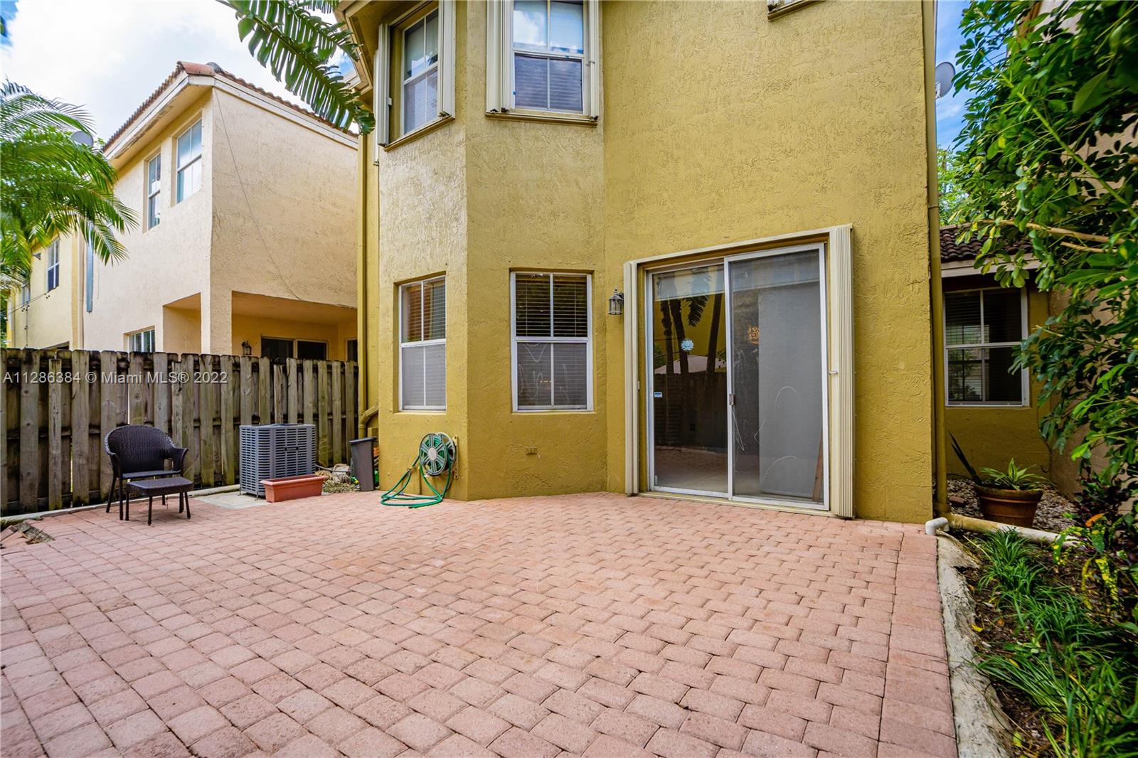 4859 NW 108th Pl