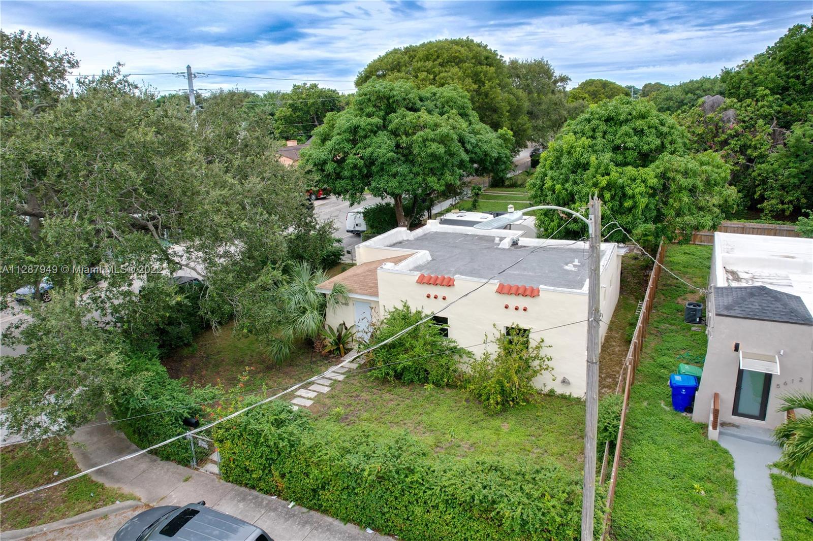 5600 NW 11th AVE
