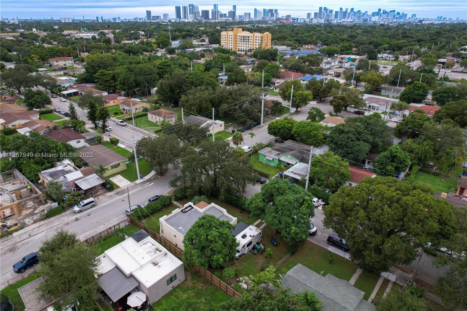 5600 NW 11th AVE