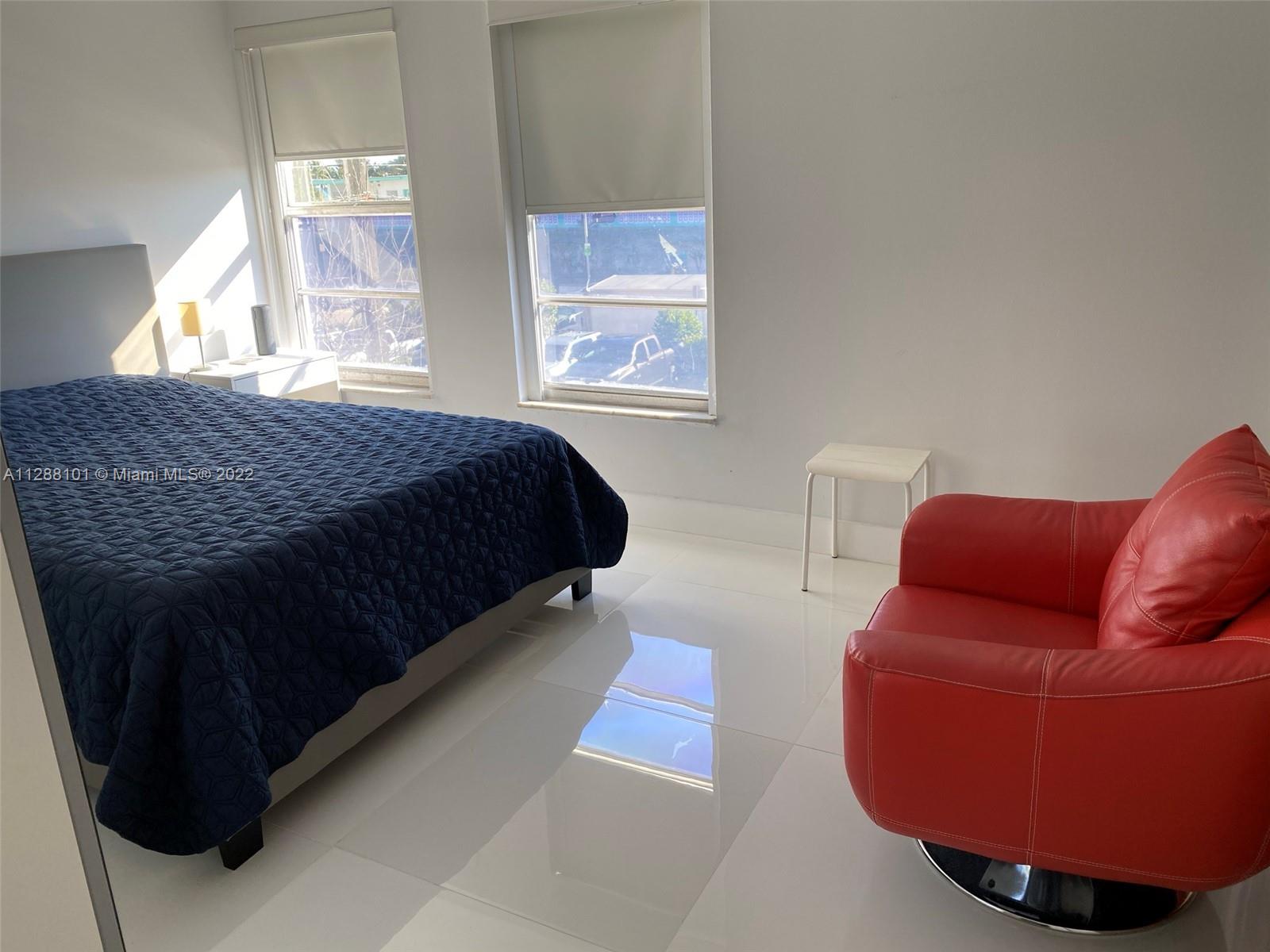 6545 Indian Creek Dr Unit: 306