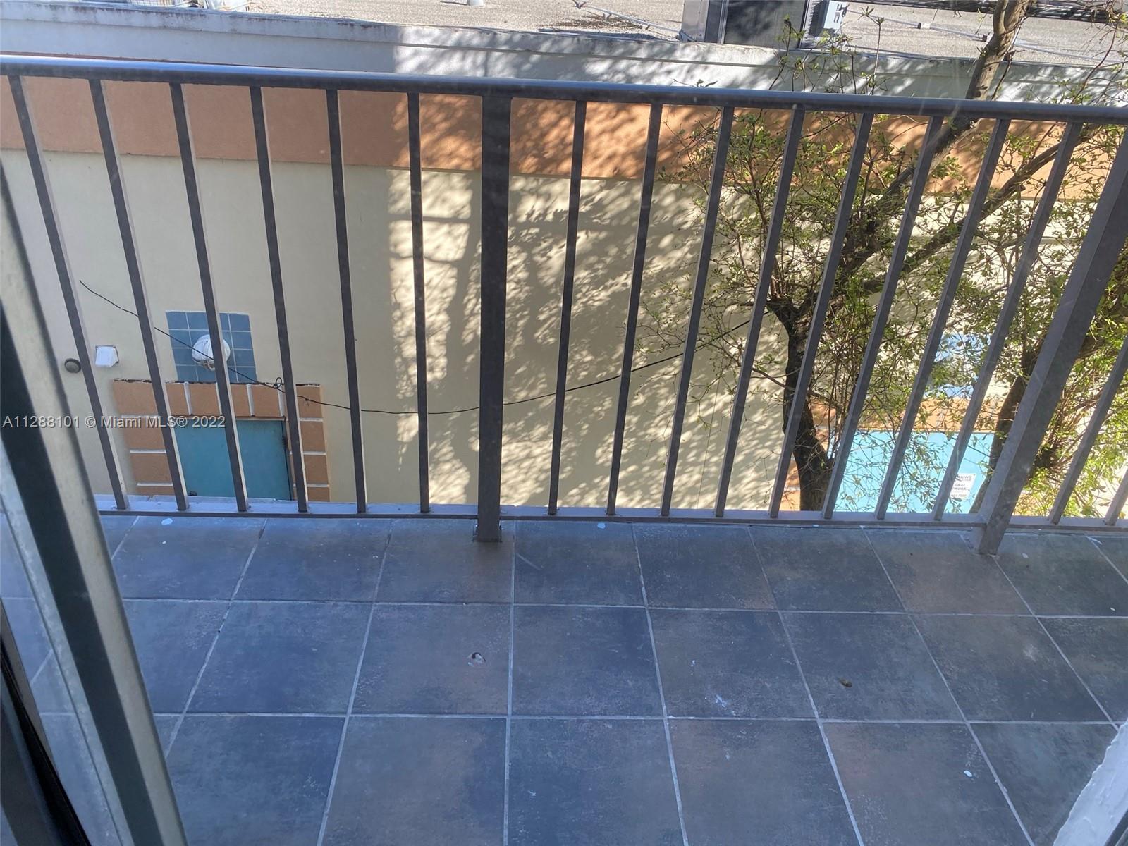 6545 Indian Creek Dr Unit: 306