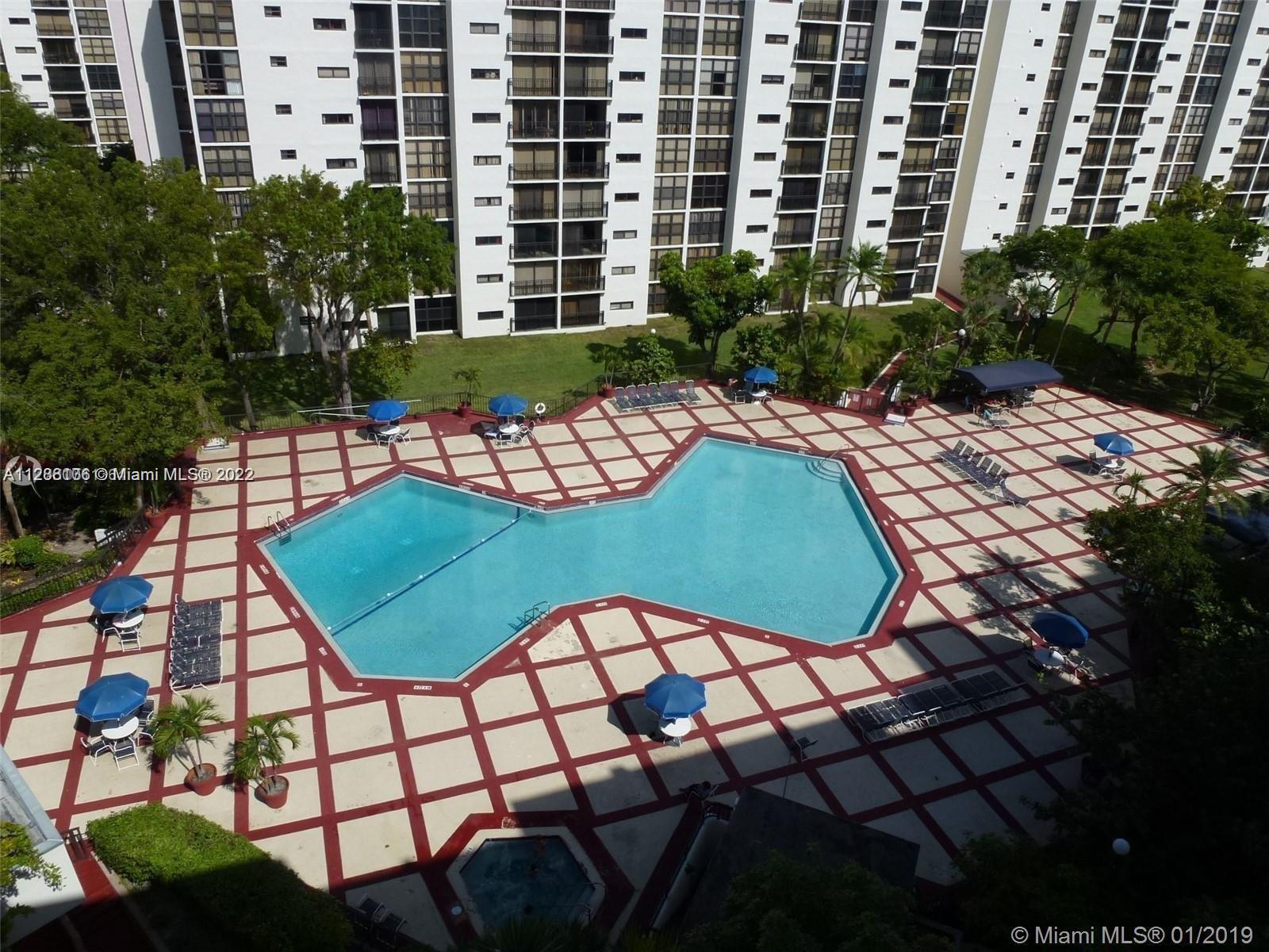 16919 N Bay Rd Unit: 1007