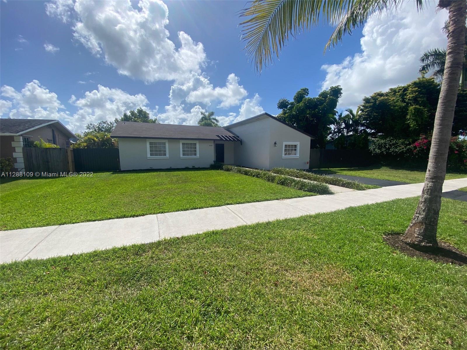 16341 SW 104th Ave