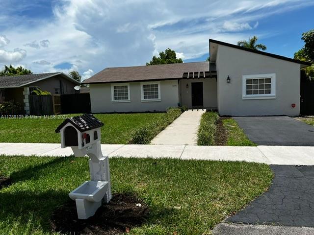 16341 SW 104th Ave