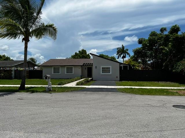 16341 SW 104th Ave