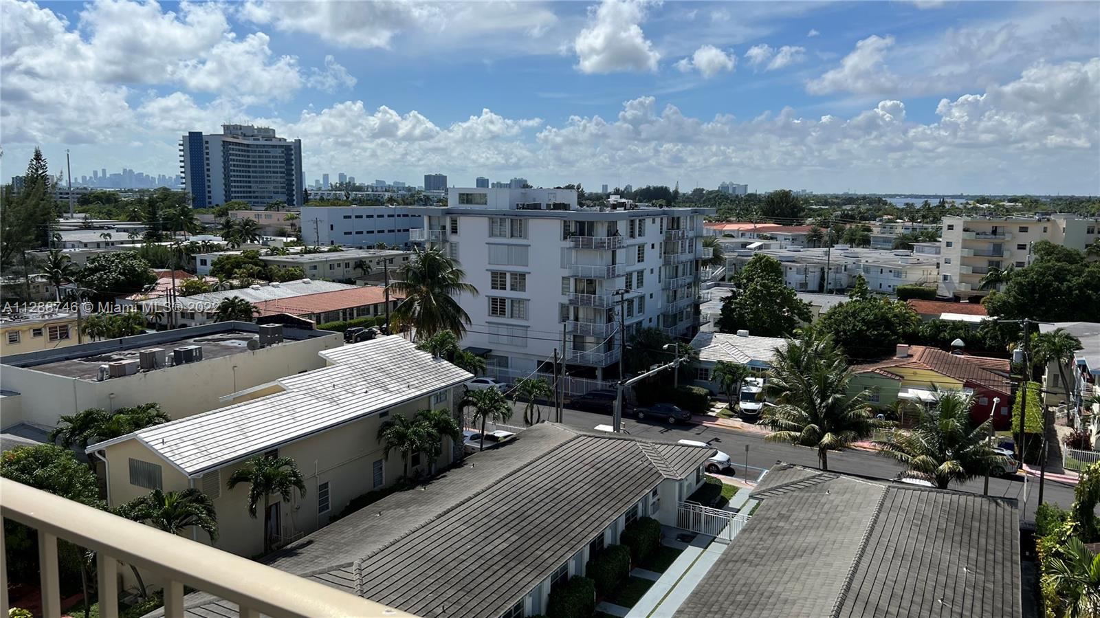 7850 Byron Ave Unit: 704