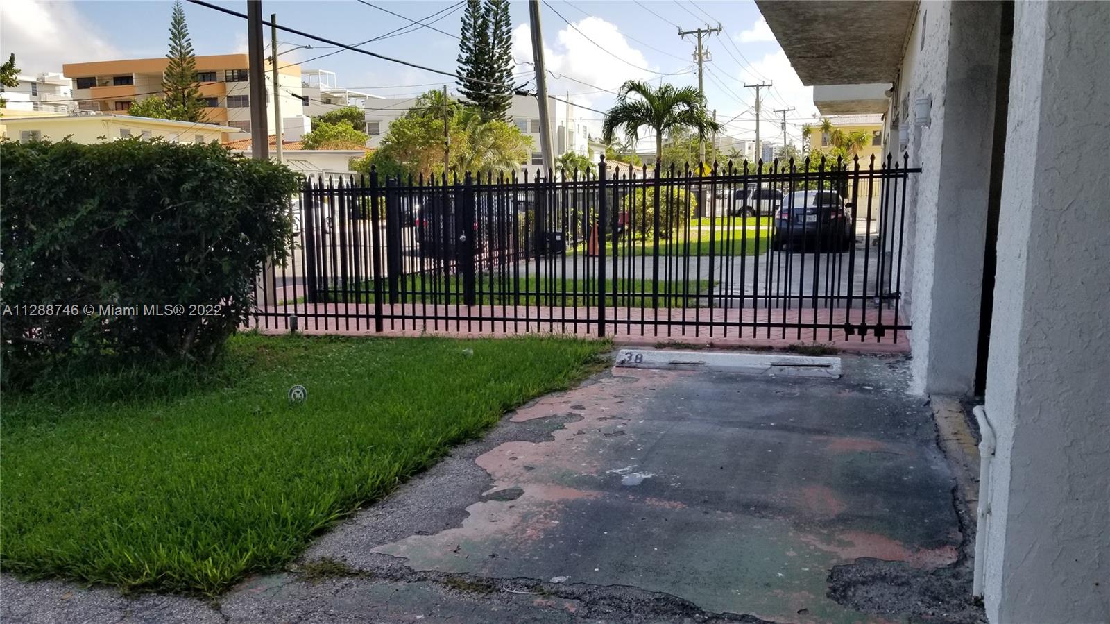 7850 Byron Ave Unit: 704