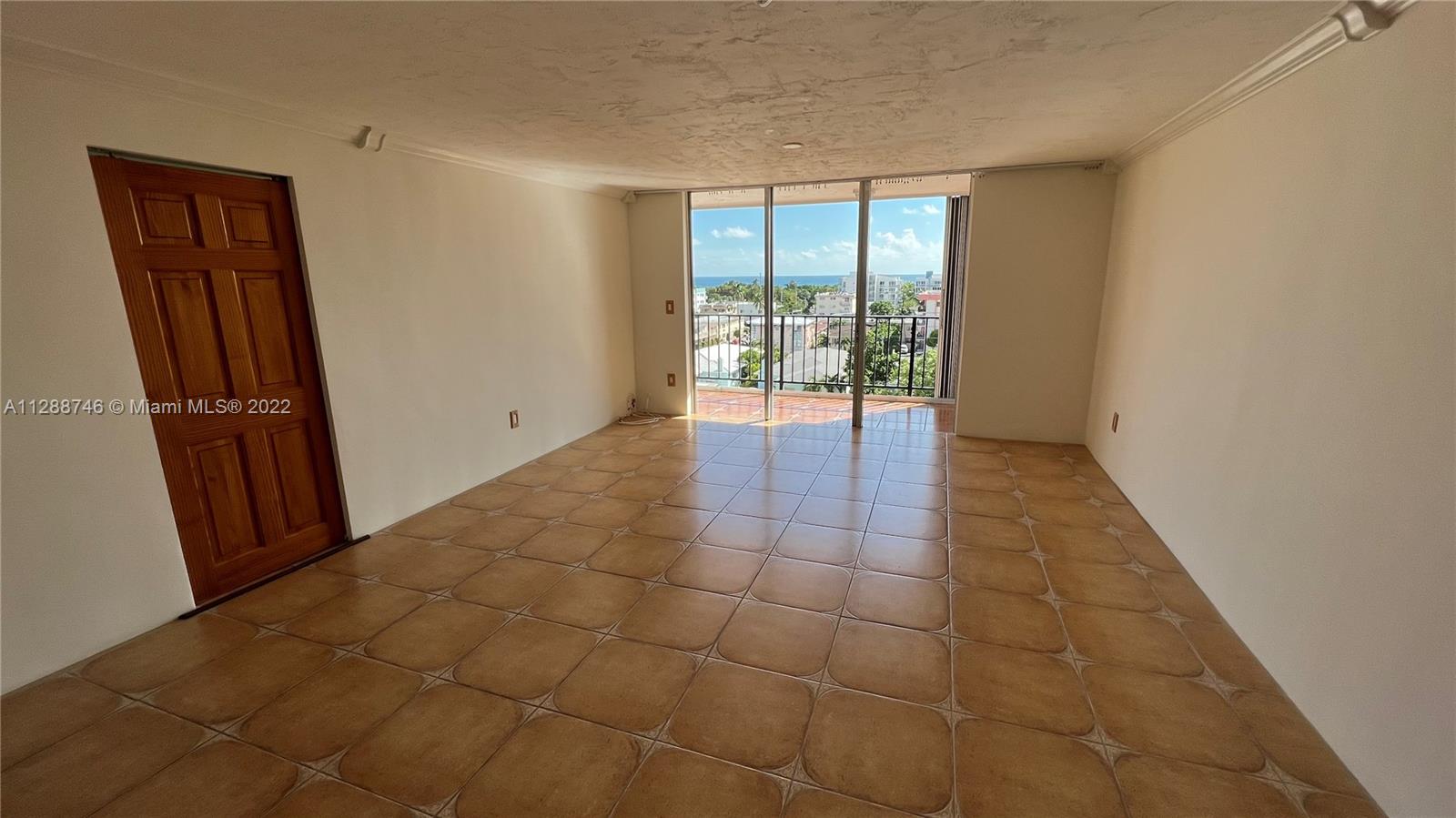 7850 Byron Ave Unit: 704