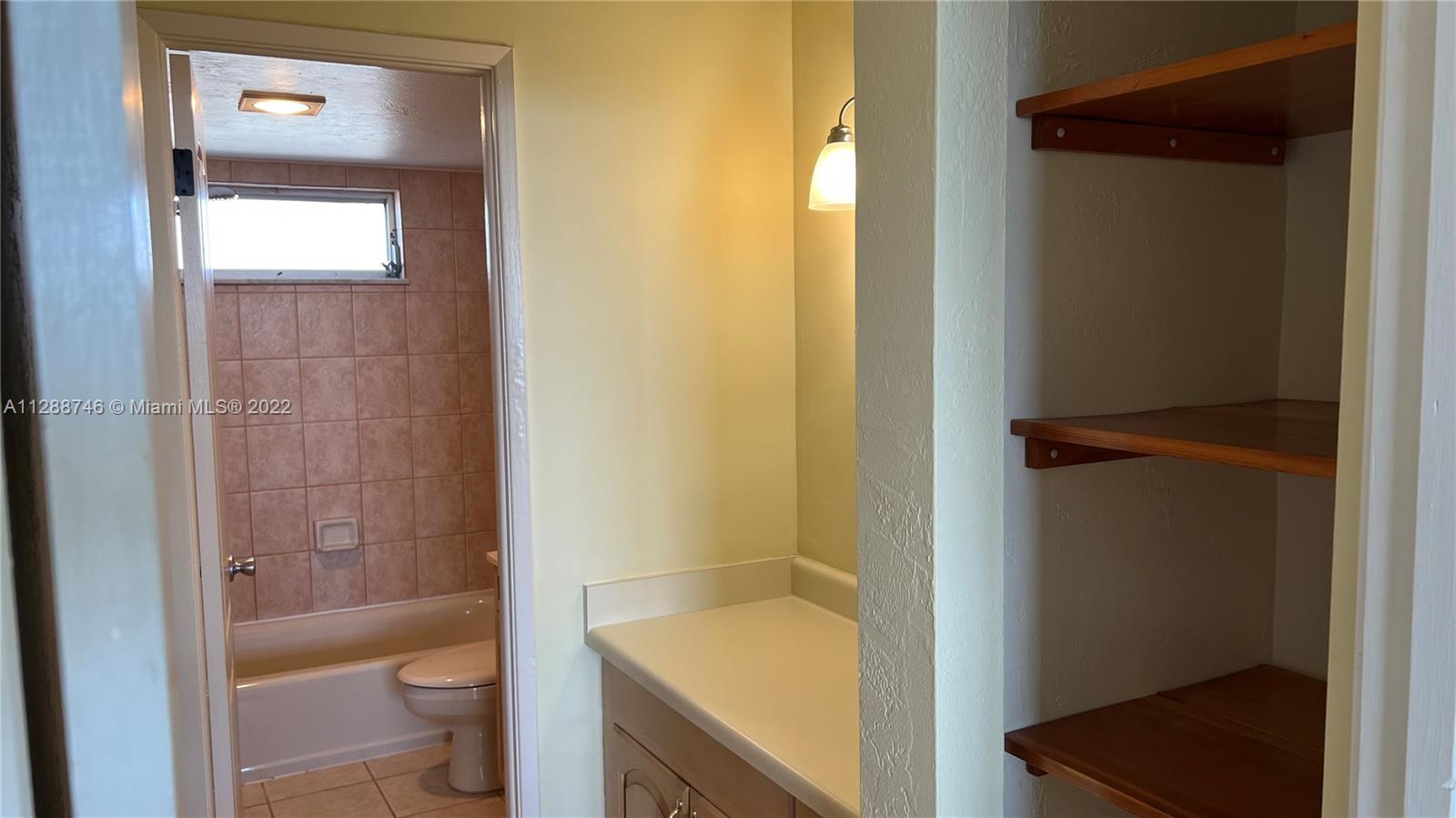 7850 Byron Ave Unit: 704