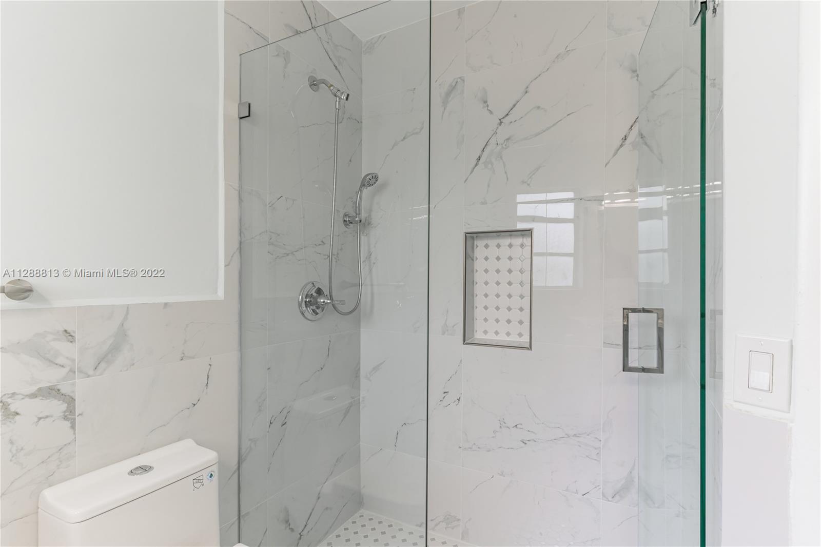 18706 NE 18th Av Unit: 206