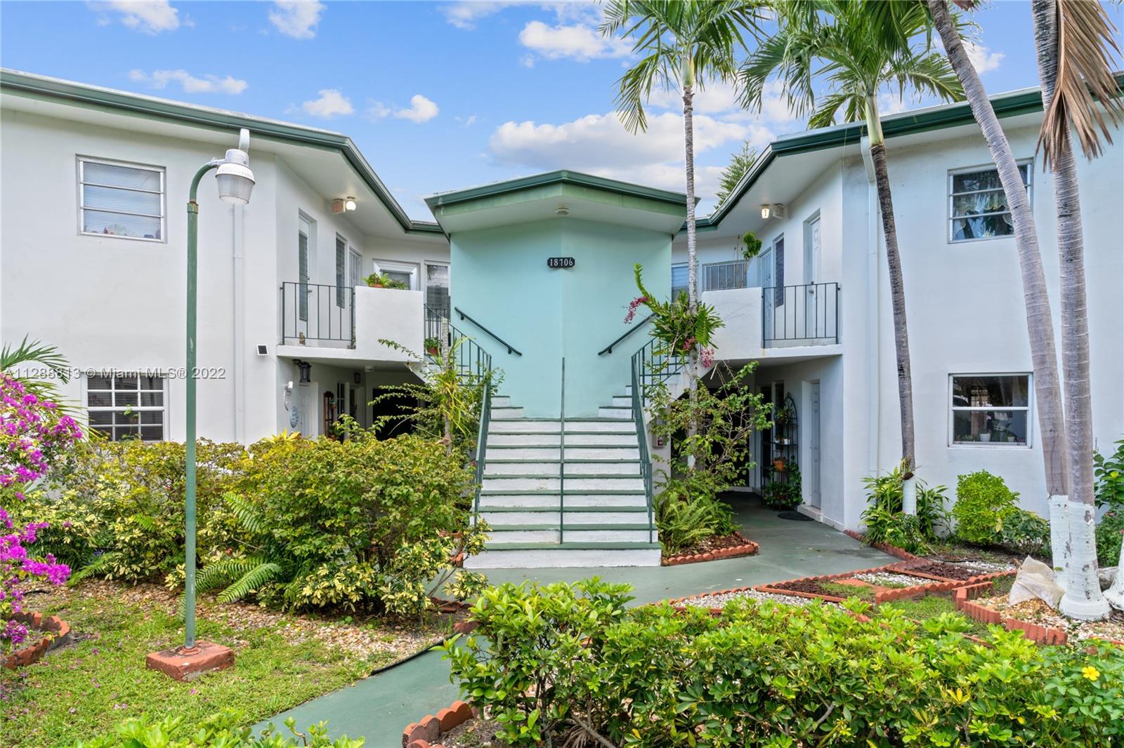 18706 NE 18th Av Unit: 206
