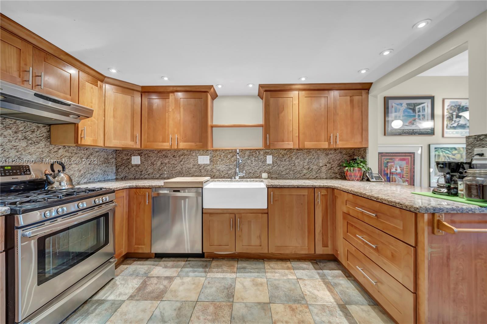 6804 SW 114th Pl Unit: D66