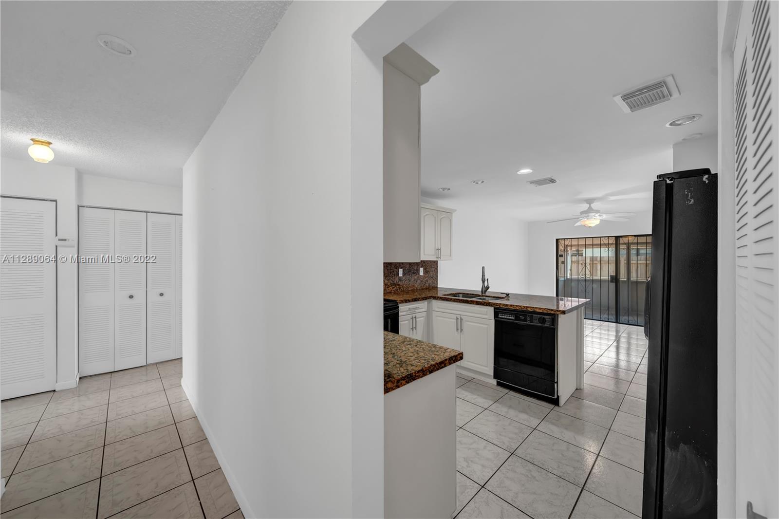 1647 SW 136th Pl