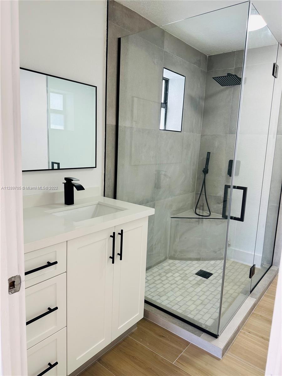 4101 SW 102nd Ave Unit: 1