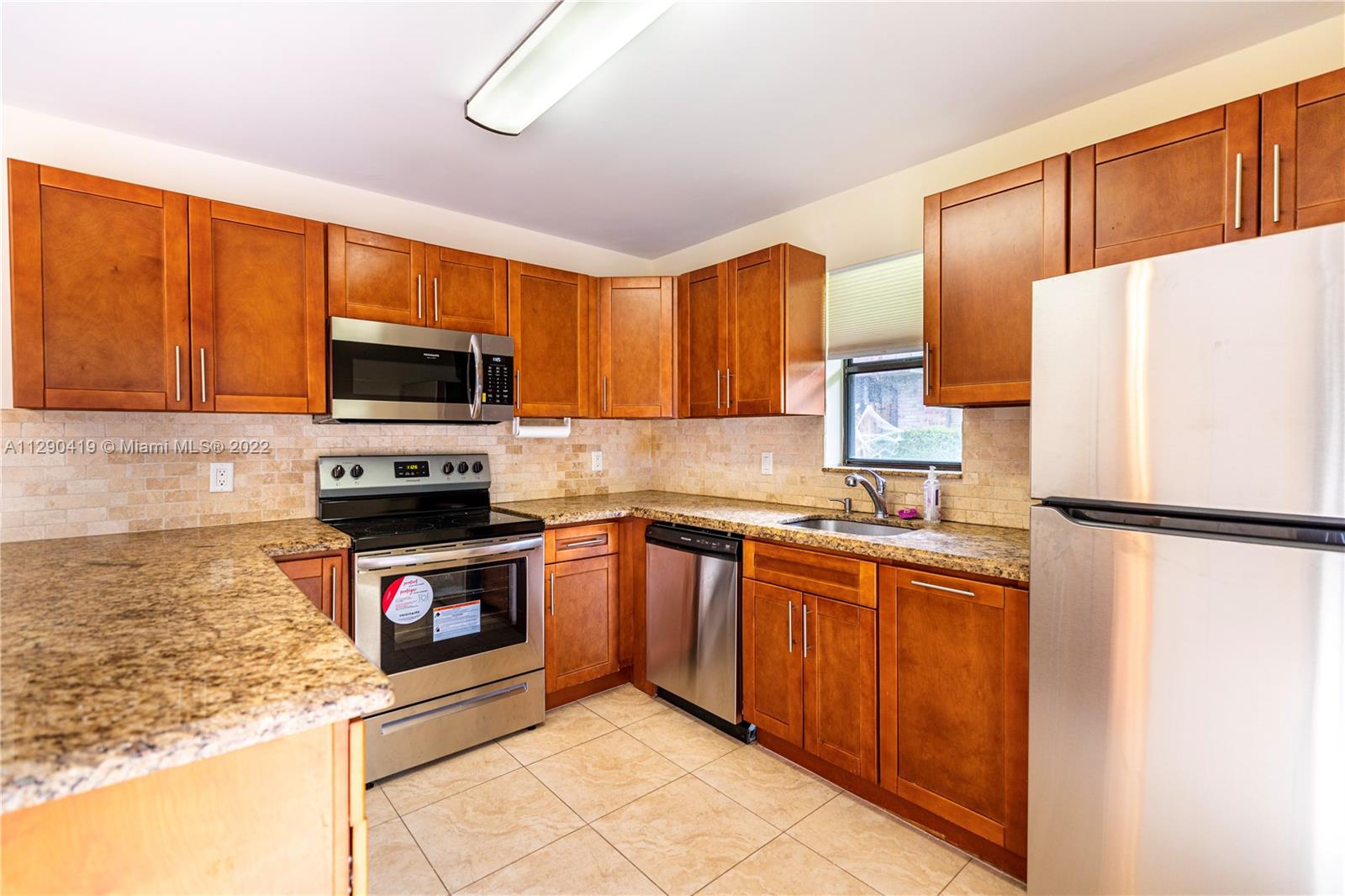 7595 W Courtyard Run W Unit: 7595