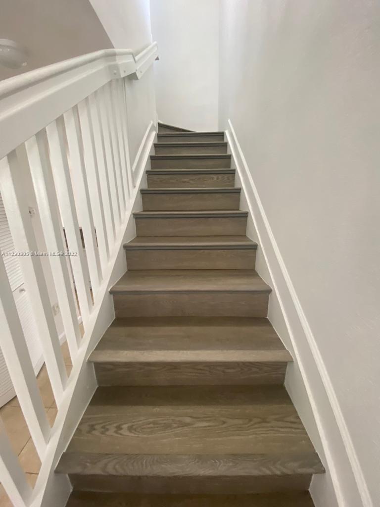 2932 SE 2nd Dr Unit: 13