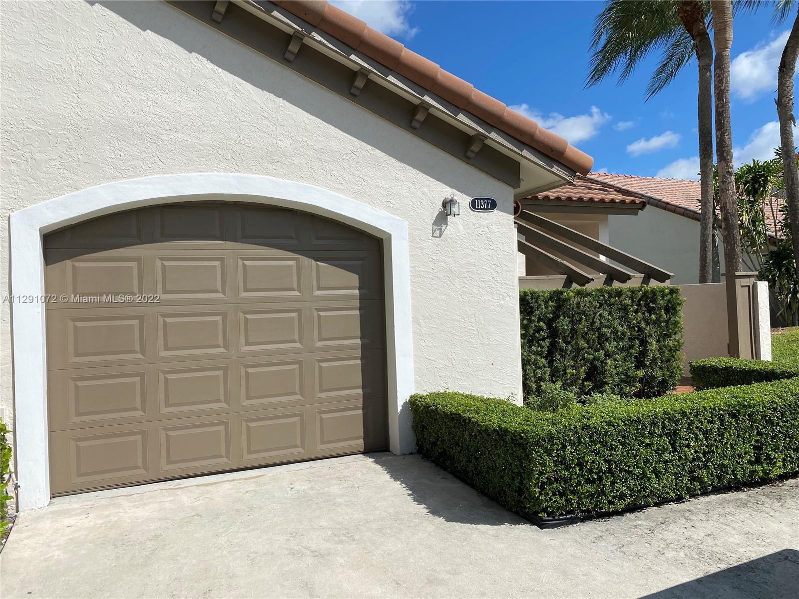 11377 SW 85th Ln Unit: 11377