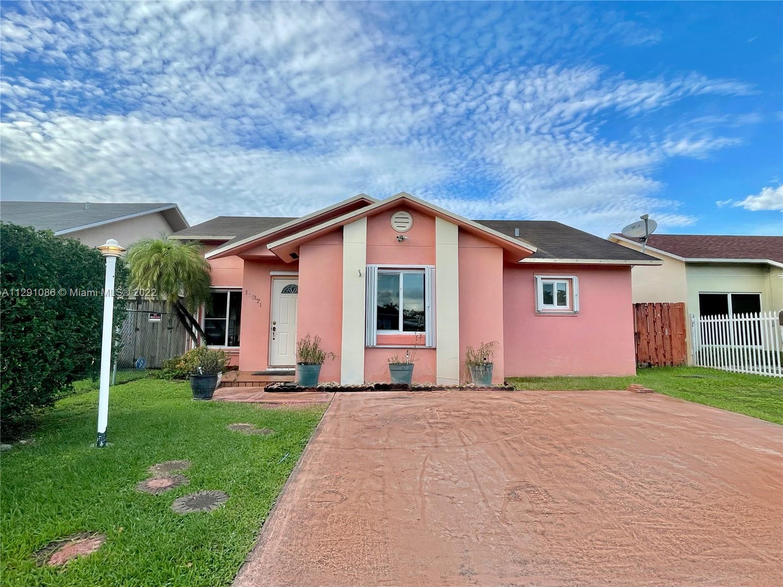 10371 SW 210th Ter