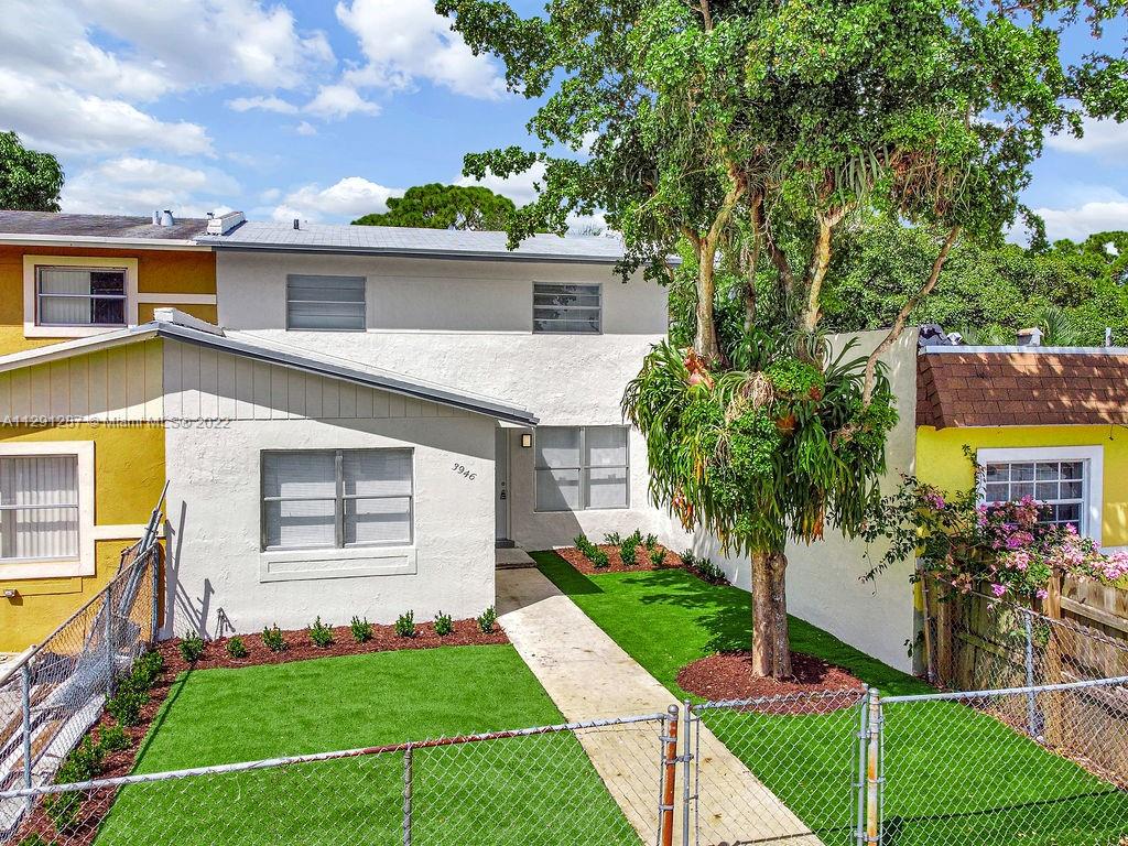 3946 NW 207th St Rd Unit: 3946