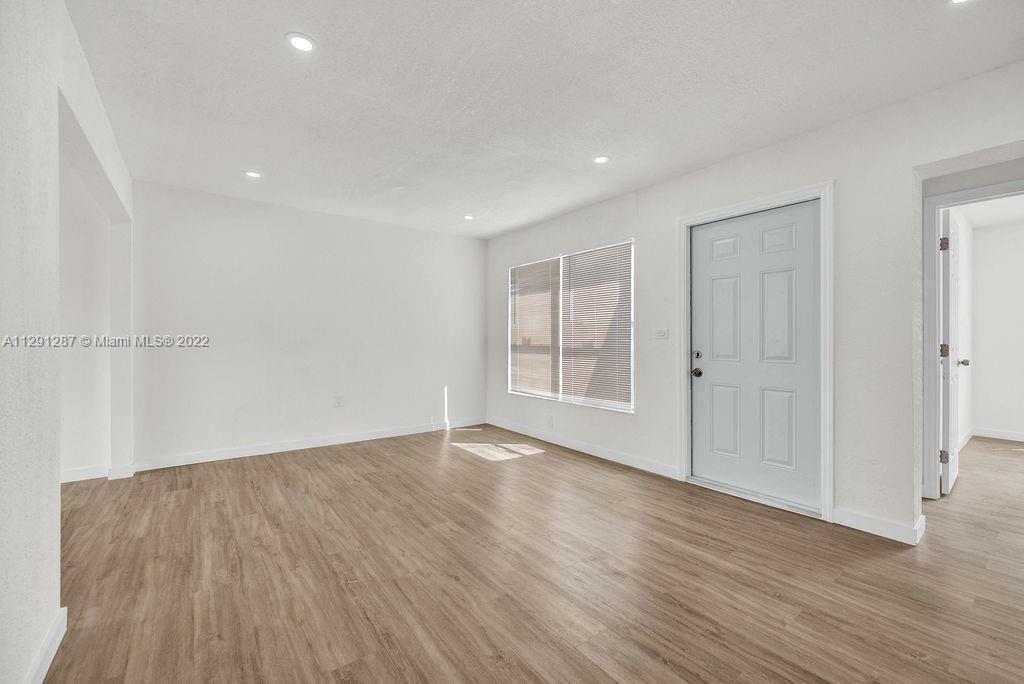 3946 NW 207th St Rd Unit: 3946
