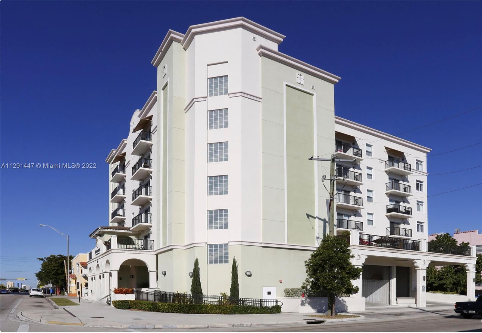 435 SW 12th Ave Unit: 204
