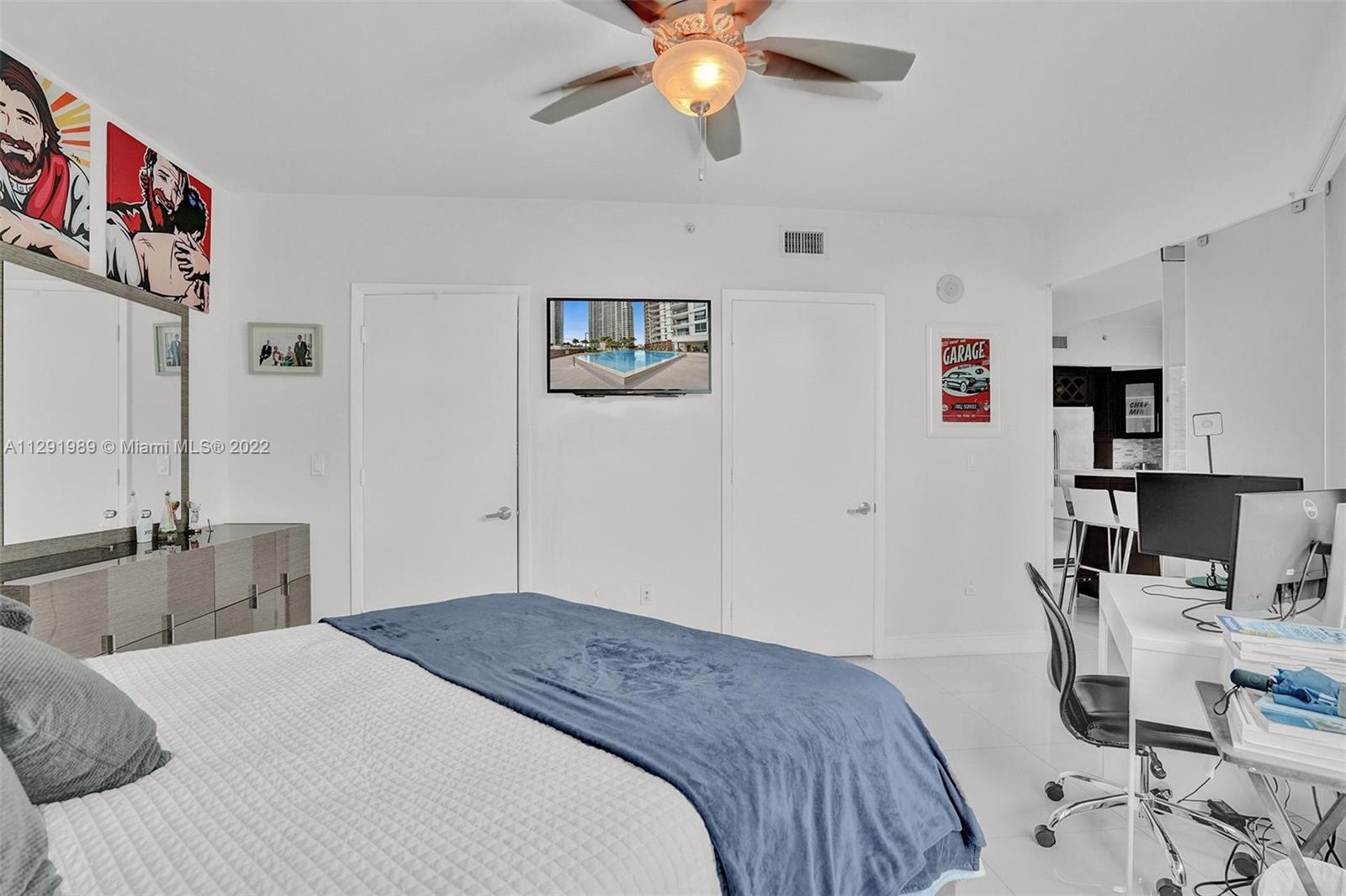 350 S Miami Ave Unit: 2512