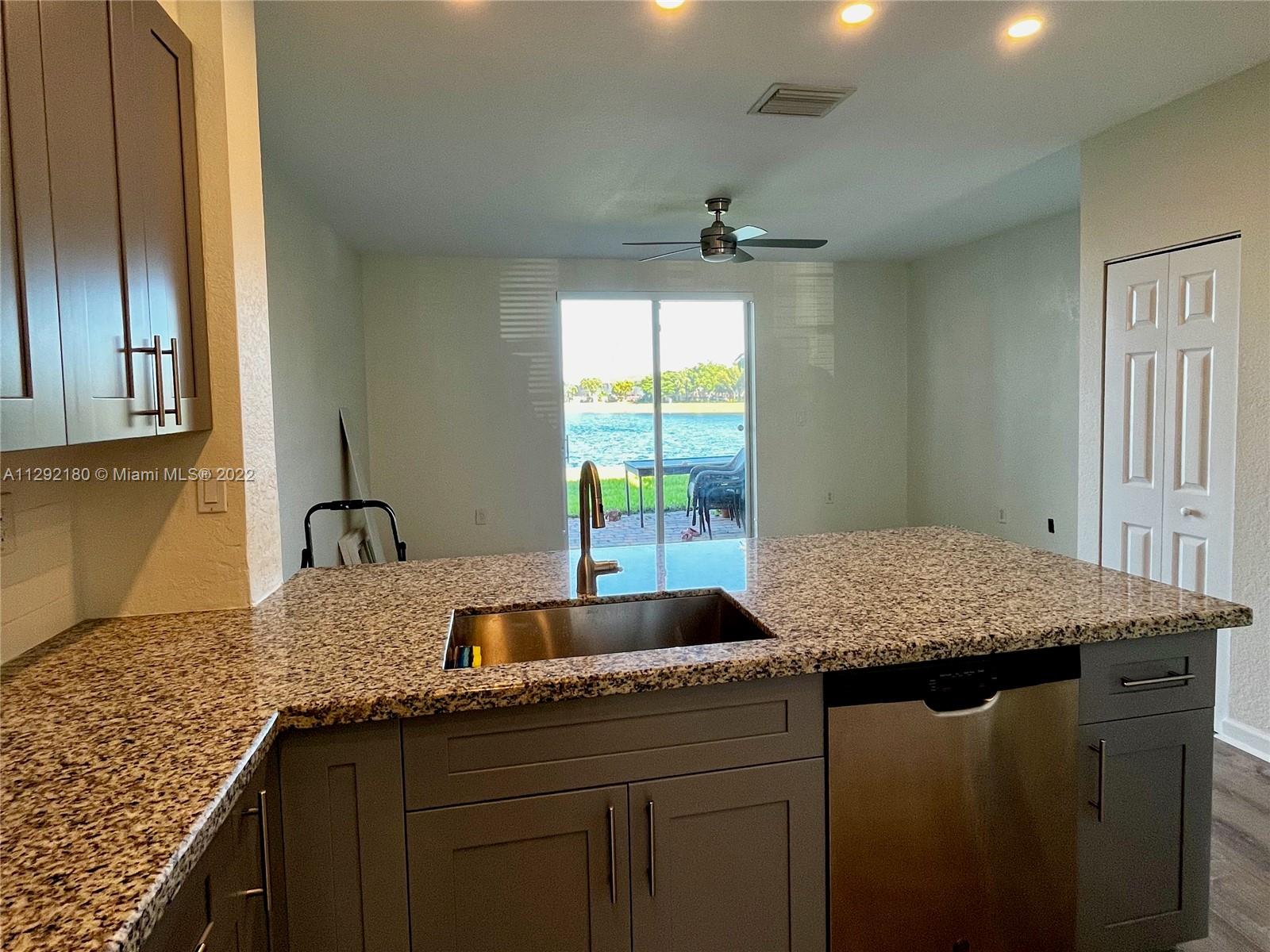 9123 SW 227th St Unit: 4