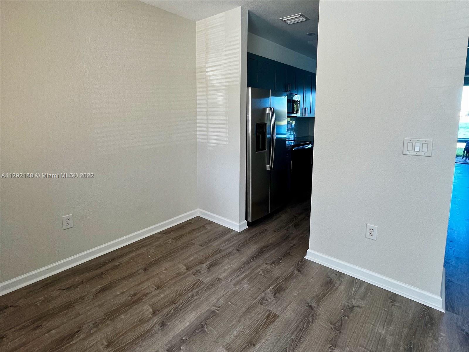 9123 SW 227th St Unit: 4