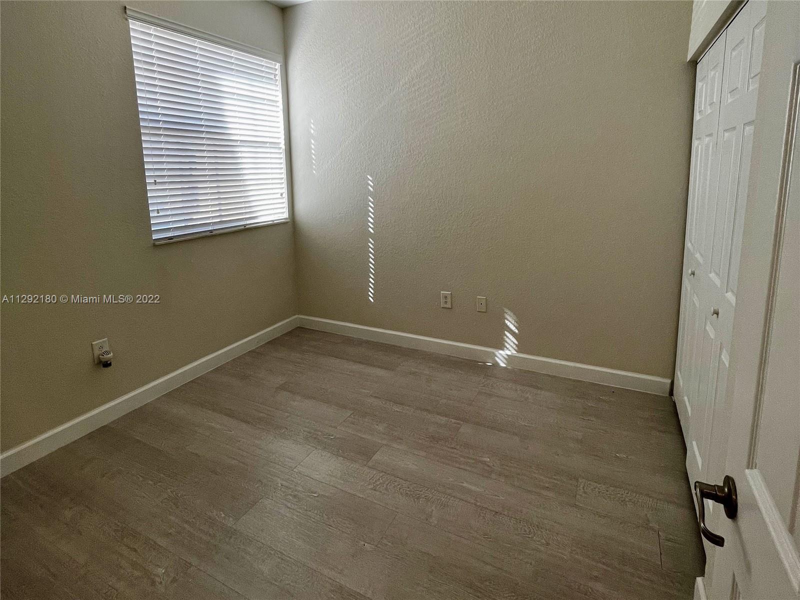 9123 SW 227th St Unit: 4