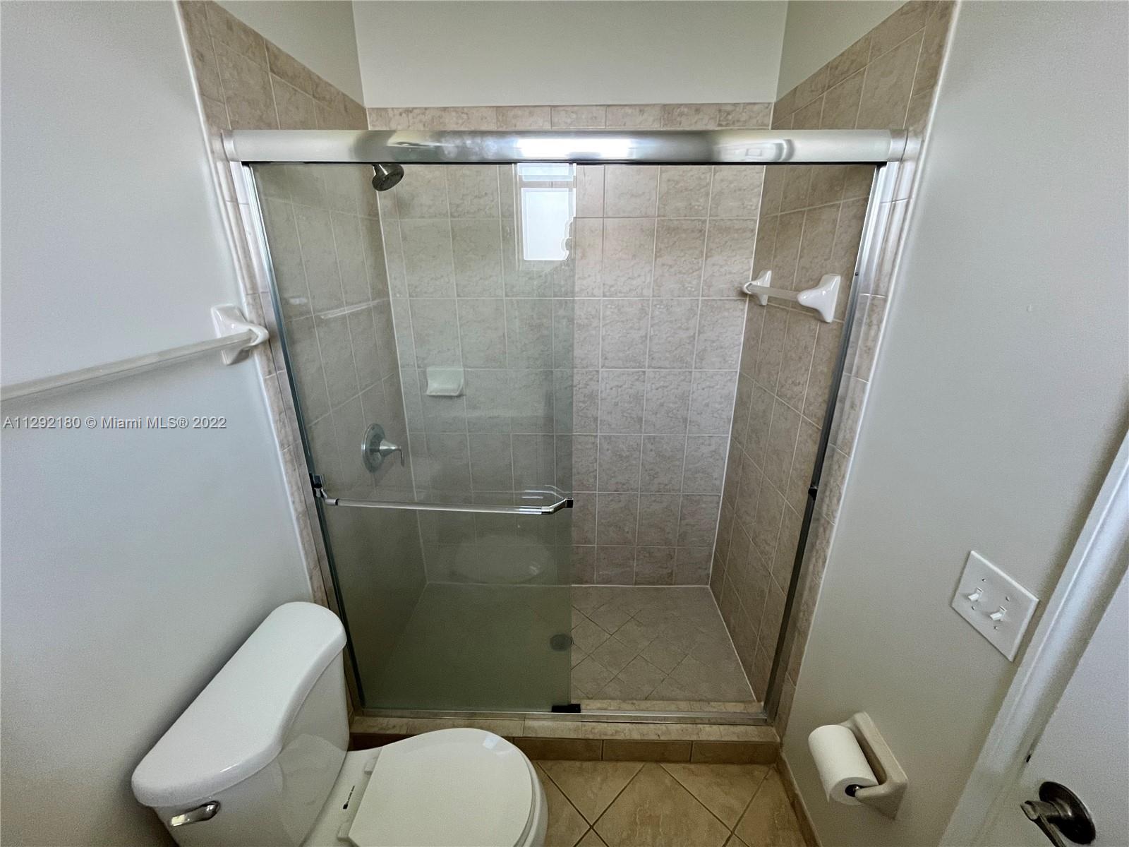 9123 SW 227th St Unit: 4