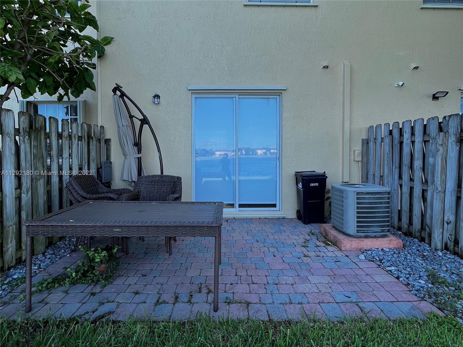9123 SW 227th St Unit: 4