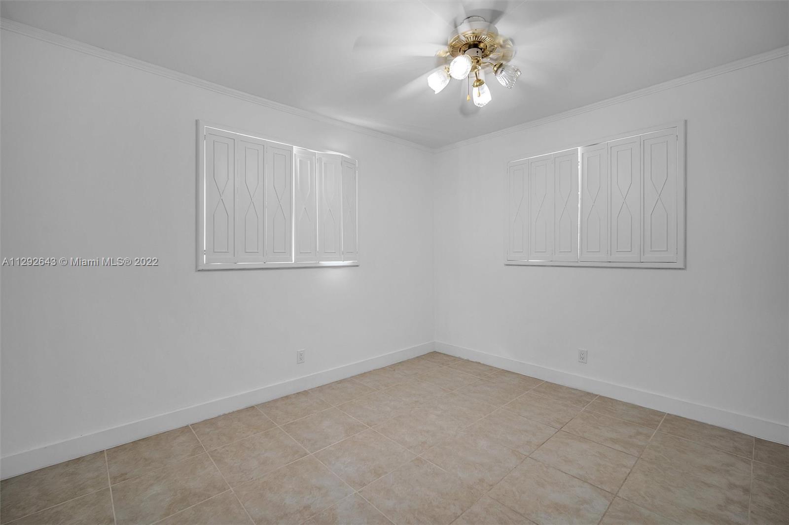 1125 N 13th Ct