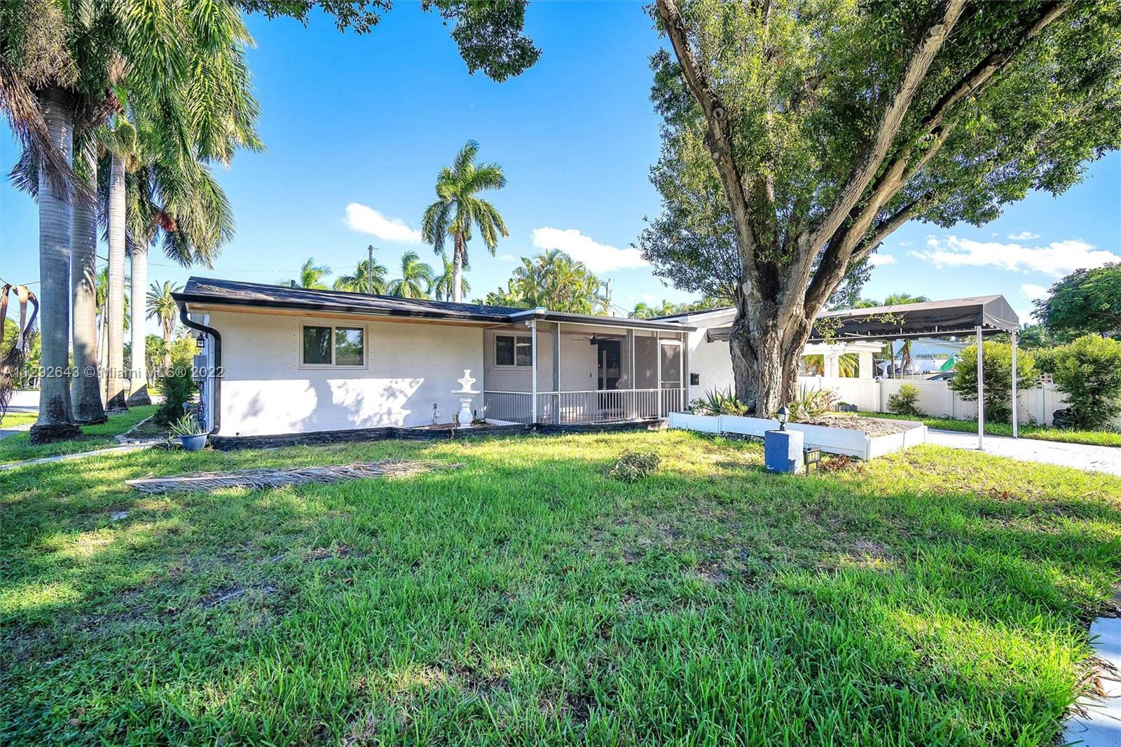 1125 N 13th Ct