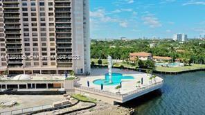 1800 NE 114th St Unit: 2110