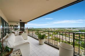 1800 NE 114th St Unit: 2110