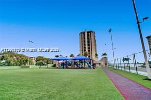 1800 NE 114th St Unit: 2110