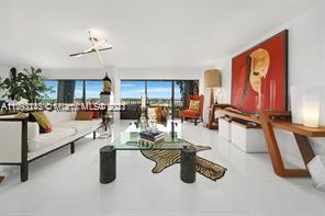 1800 NE 114th St Unit: 2110