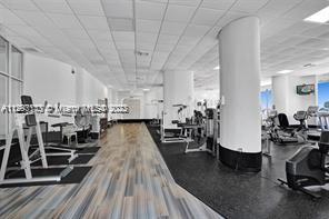 1800 NE 114th St Unit: 2110