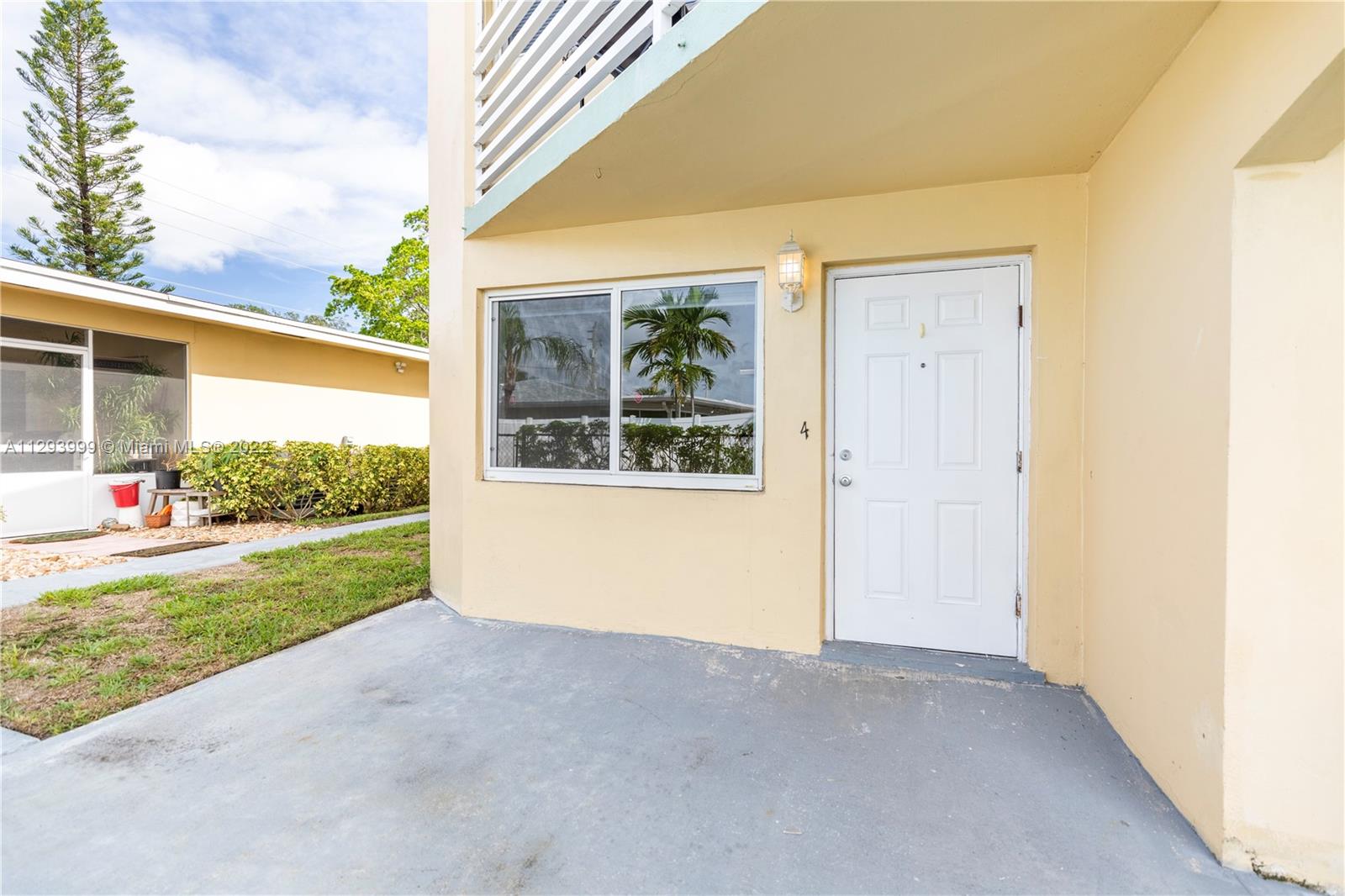 331 SE 19th Ave Unit: 4