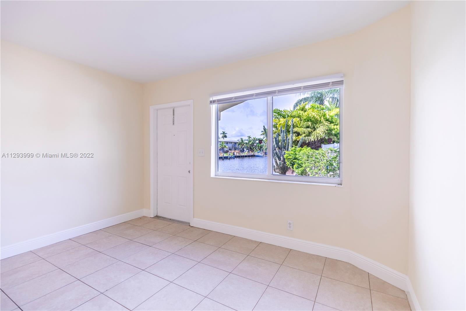 331 SE 19th Ave Unit: 4