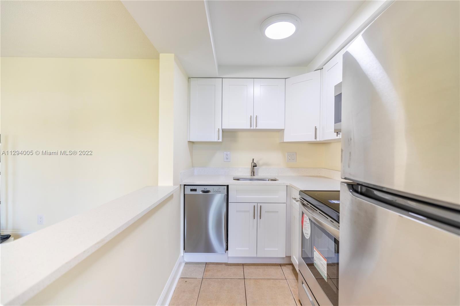 391 SE 19th Ave Unit: 3