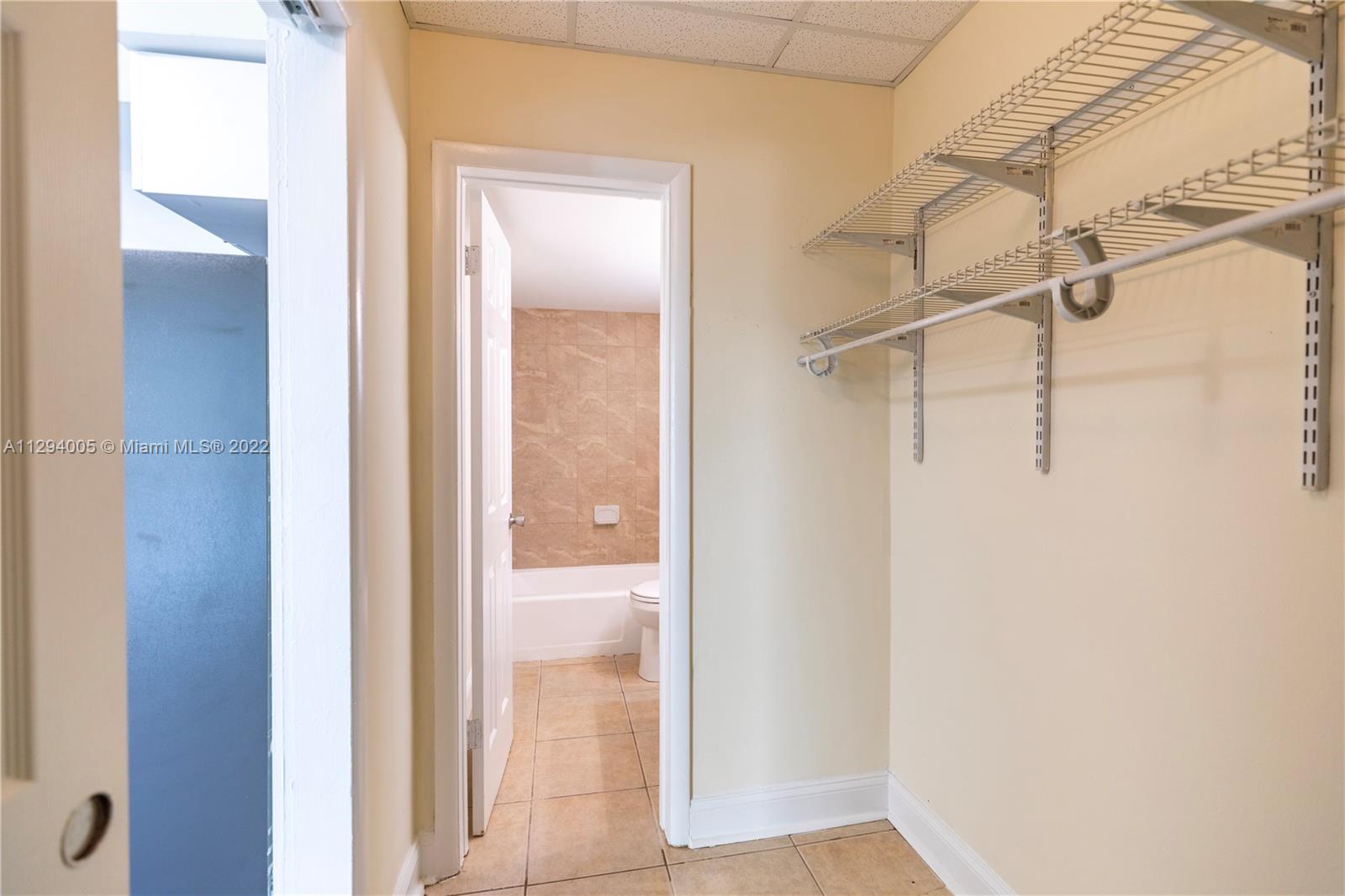 391 SE 19th Ave Unit: 3