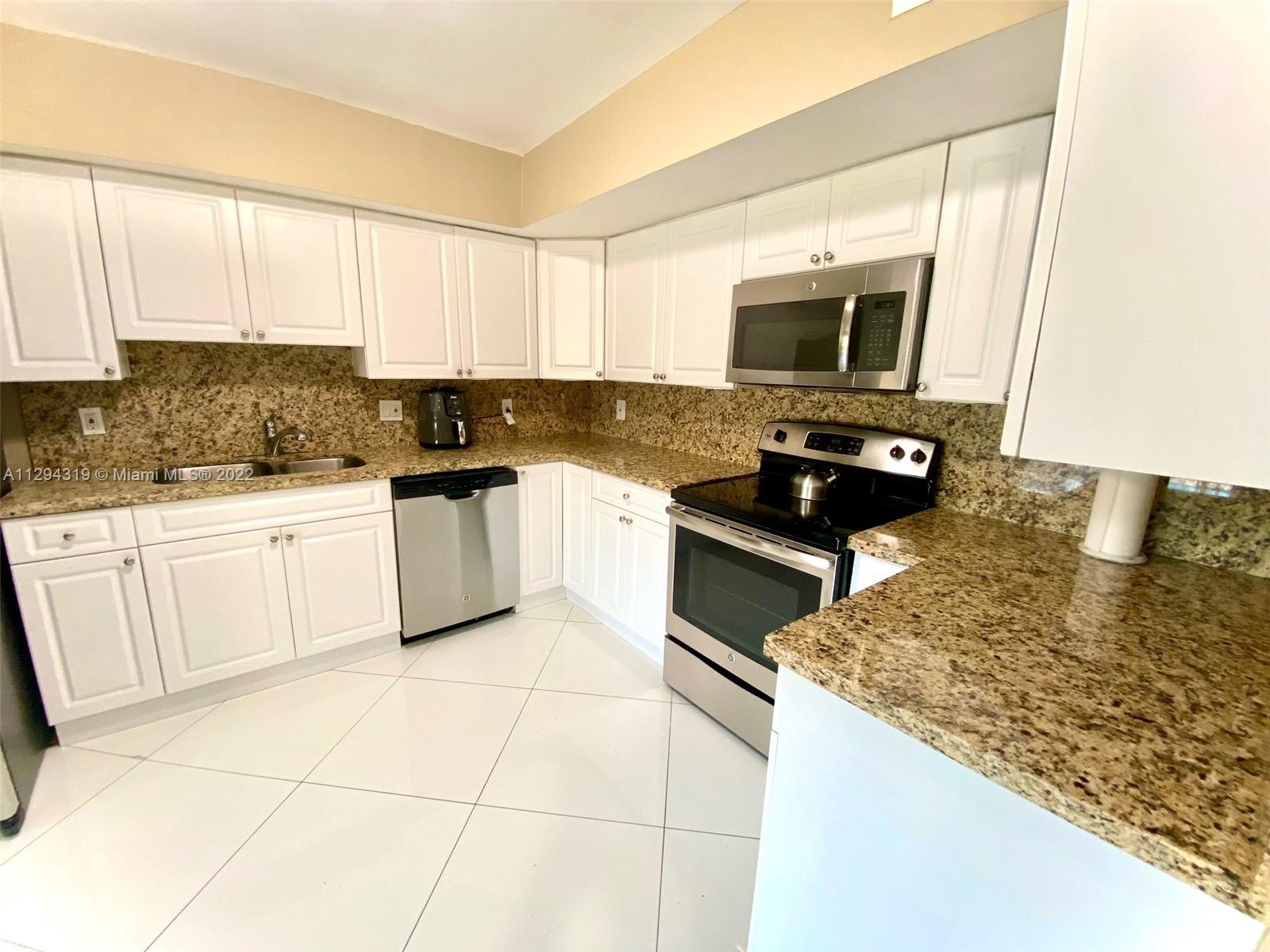 400 Diplomat Pkwy Unit: 414